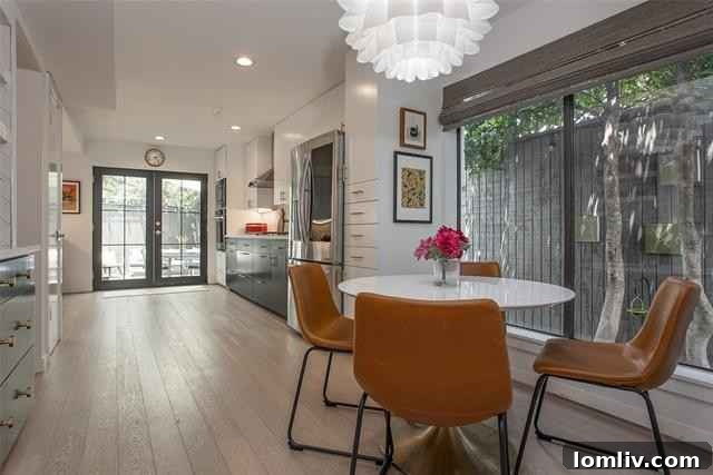 Monticello Modern Where Every Detail Speaks Luxury 9 29a2ccc572f2dbe64ca6d30f30dffa76l-m600604210od-w1024_h768_x2_s1