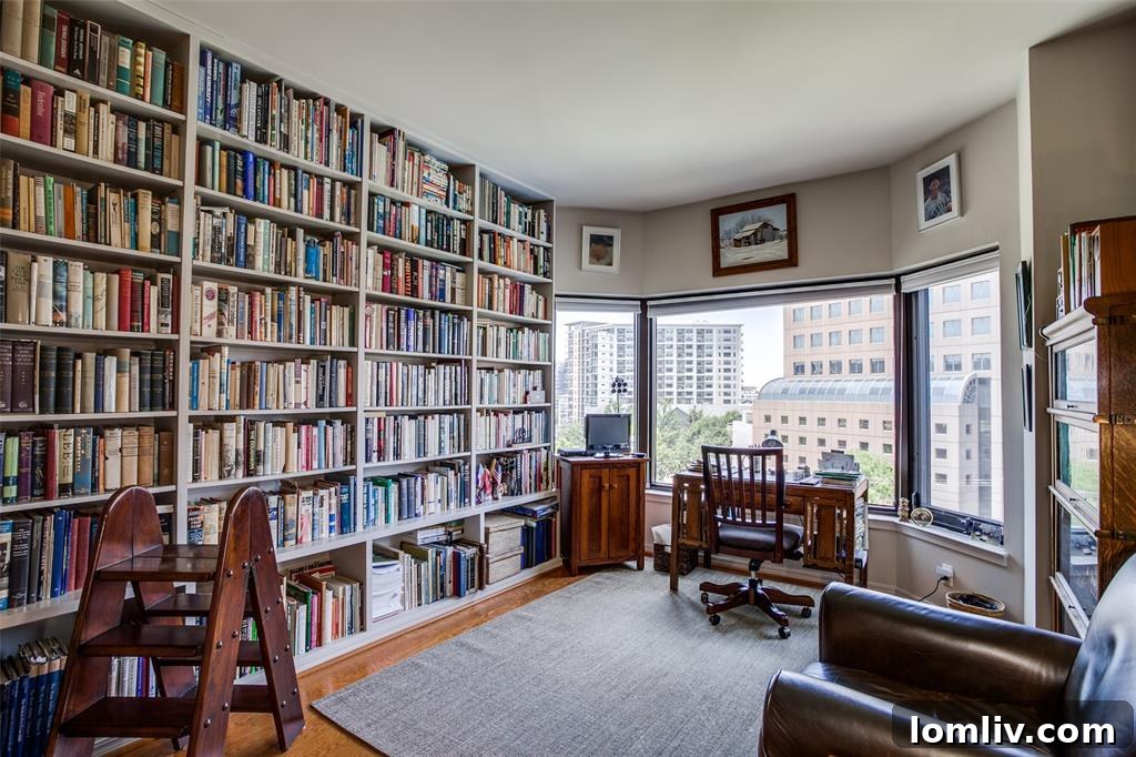 Upscale Uptown Dallas Condo Steal 8 livingroom