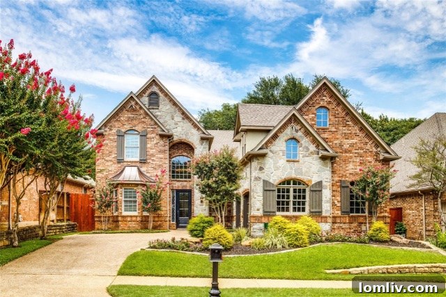 Luxury Home in Midway Hollow, Dallas