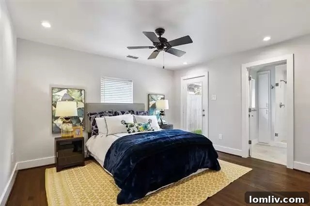 217 N. Waverly Drive Primary Bedroom with Backyard Access