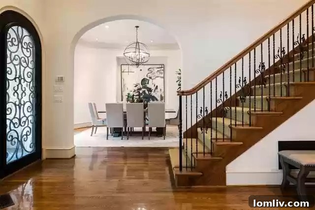 4500-Belclaire-Ave-1-aa