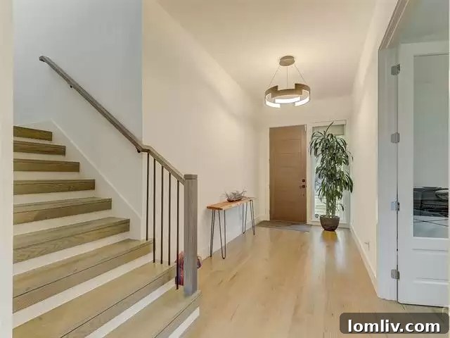 Luxurious Living Room Interior with Modern Furnishings at 4614 Newmore Ave