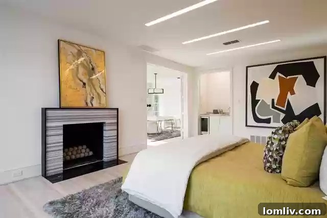 Spacious Principal Bathroom with Modern Fixtures