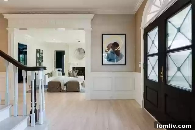 Sophisticated Dining Area with Contemporary Art