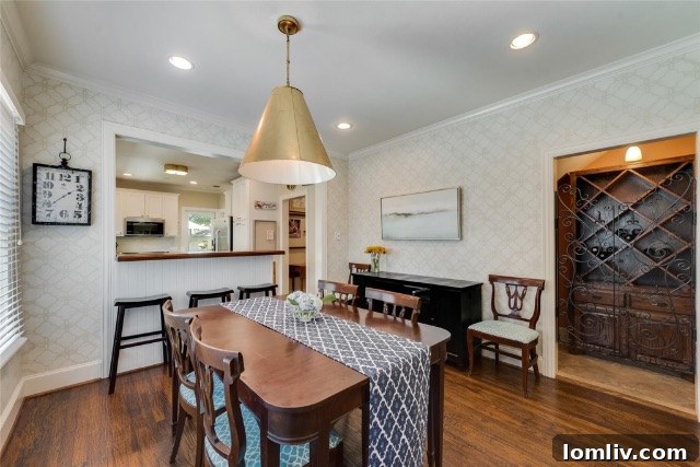 Spacious and Shady Backyard in Hollywood Heights