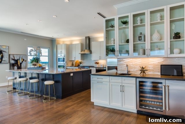 Lakeside Tower grand lobby entrance