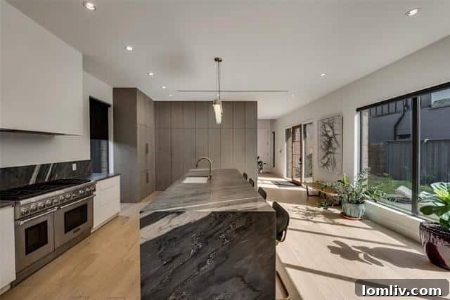 Elegant Interiors: Open Concept Living in a Dallas Farmhouse