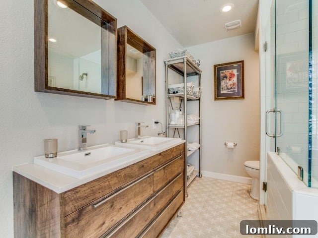 Luxurious Bathroom with Patterned Tile