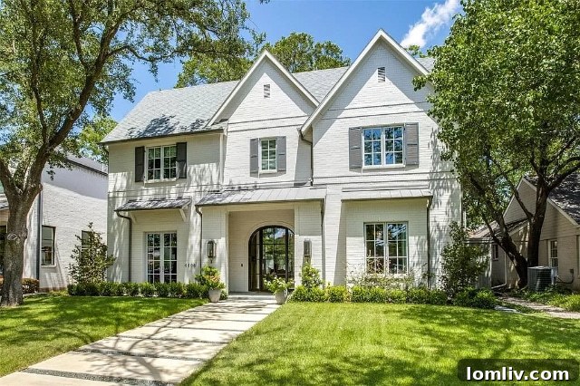 4408-Amherst-Avenue-1