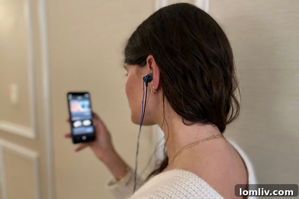 CES 2022: Unveiling Tomorrow's Tech 7 Wisear's revolutionary mind-controlled earbuds for intuitive interaction