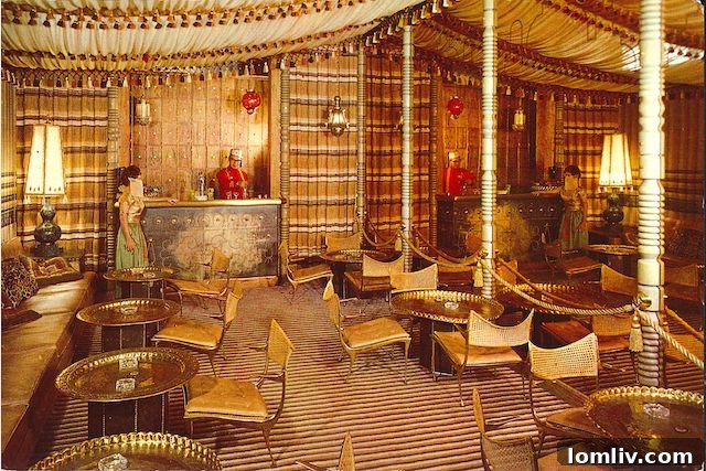 The Sheik's Tent at La Tunisia Restaurant