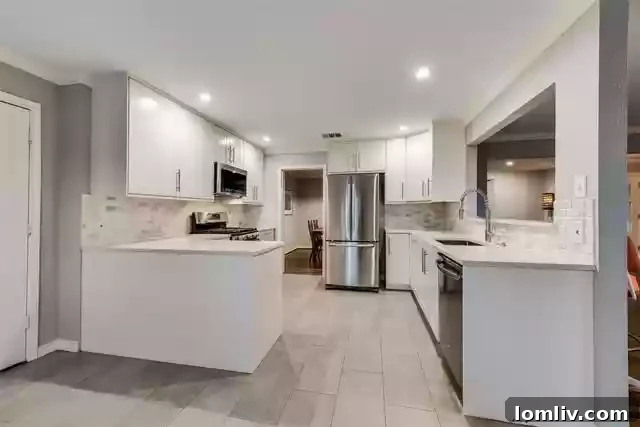 1606 Trailridge Drive Den - Seamless Indoor-Outdoor Transition