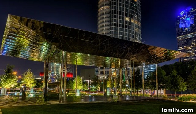 Thomas Phifer’s Klyde Warren Park Pavilion Dallas