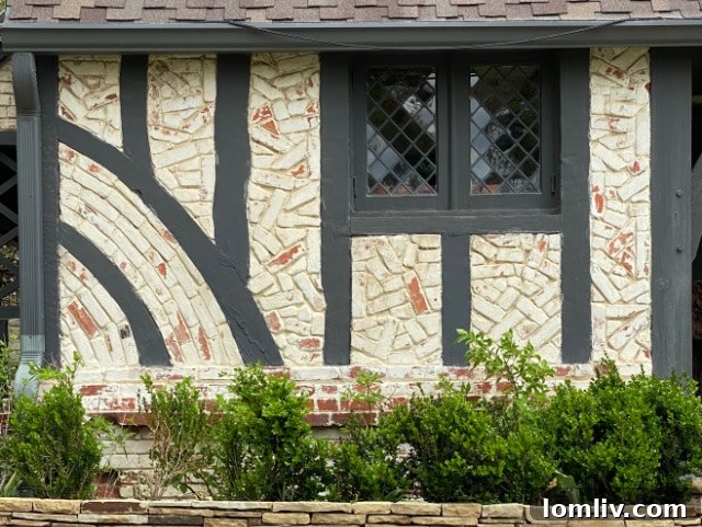 Willis Winters working on Charles Stevens Dilbeck book