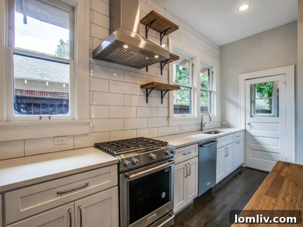 Charming Interior Living Space of 710 Dumas Street