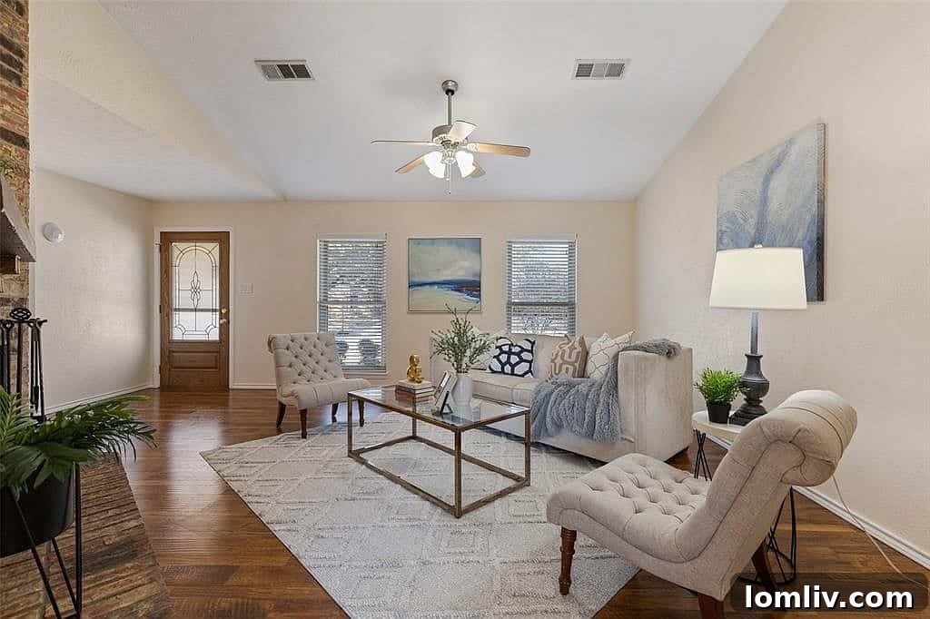 Inviting living space at 1318 Clearview, Allen TX