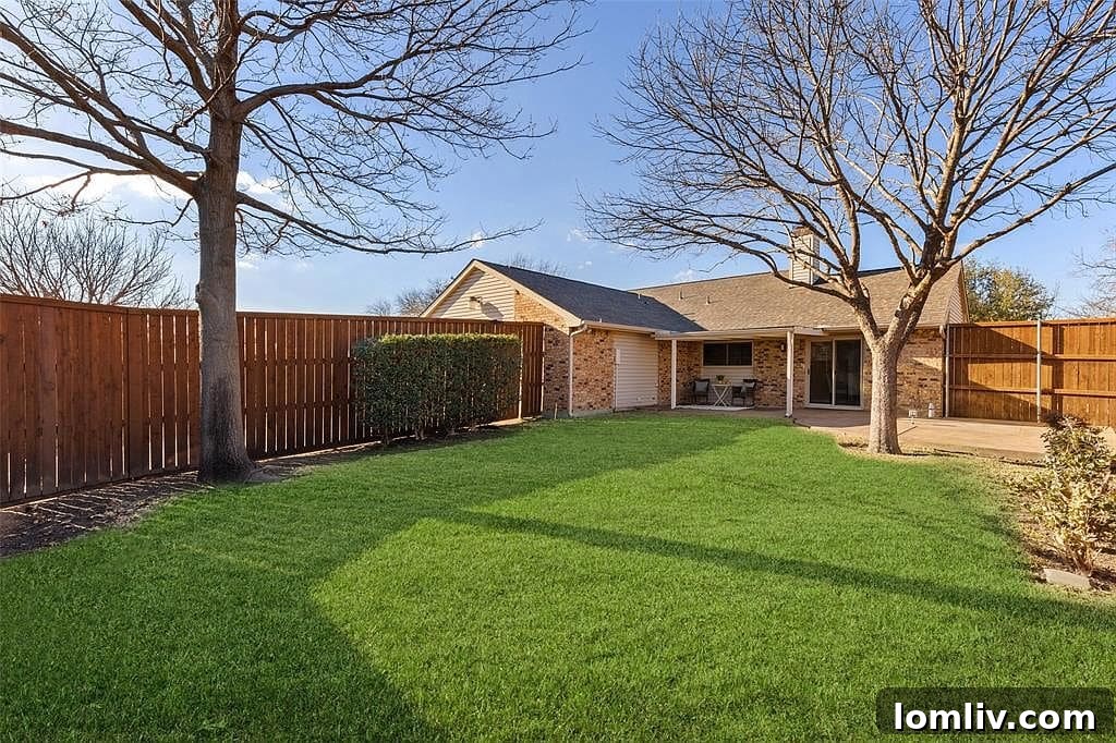 Bright secondary bedroom, 1318 Clearview Drive, Allen TX