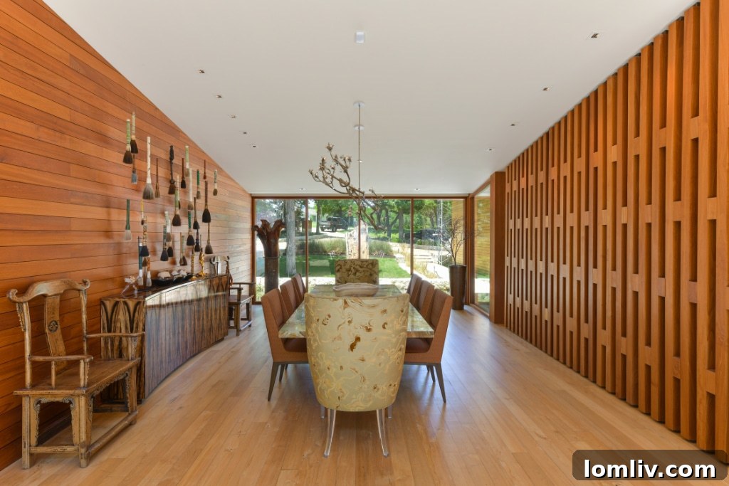 Are These Dallas-Fort Worth's Most Charming Homes? 23 Open-concept modern kitchen and dining area in a luxury DFW home