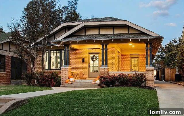 Are These Dallas-Fort Worth's Most Charming Homes? 28 Inviting front porch of a historic Dallas Craftsman