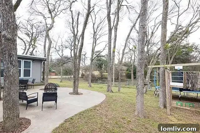 9907 Estacado Dr Versatile Bonus Room - Home Office or Playroom Potential