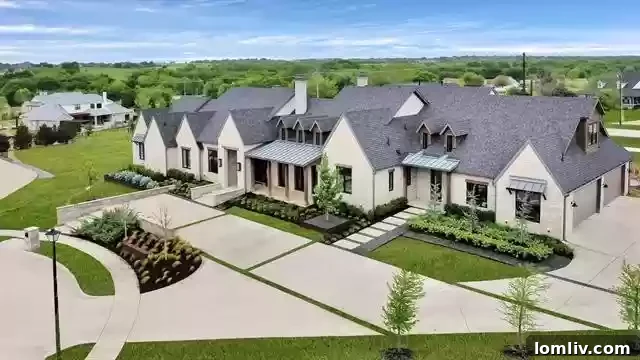 Farmhouse Chic with a City Twist The Ultimate Rural Retreat 2 Verdant landscape surrounding a modern farmhouse in Heath, Texas