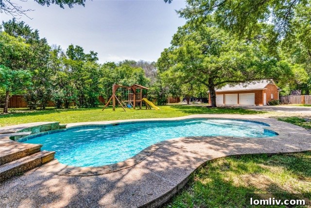 Aerial view of the Casa Linda property showcasing the expansive grounds