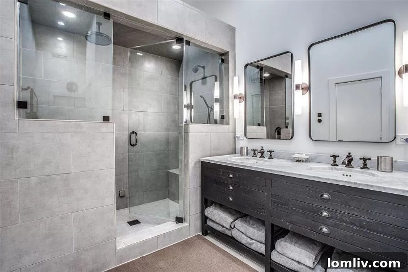 Dual vanities in primary bathroom