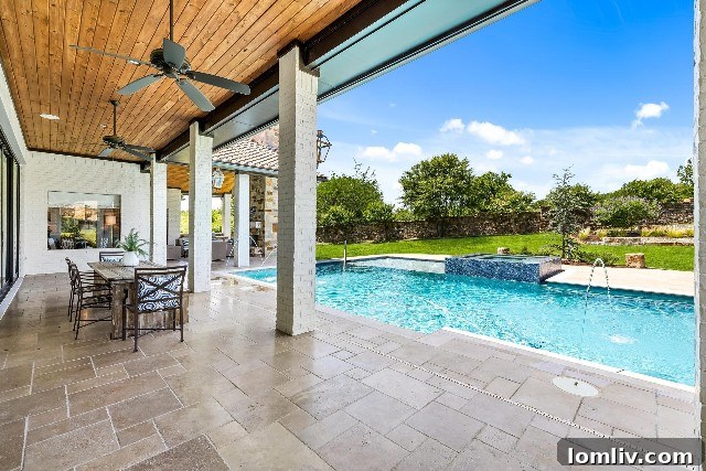 La Cantera's Caliza Court: The Ultimate Texas Summer Retreat 7 Fronta