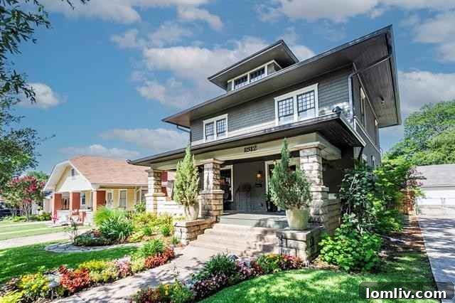 Grand Craftsman-style villa exterior at 1812 5th Avenue in Fairmount Historic District, Fort Worth