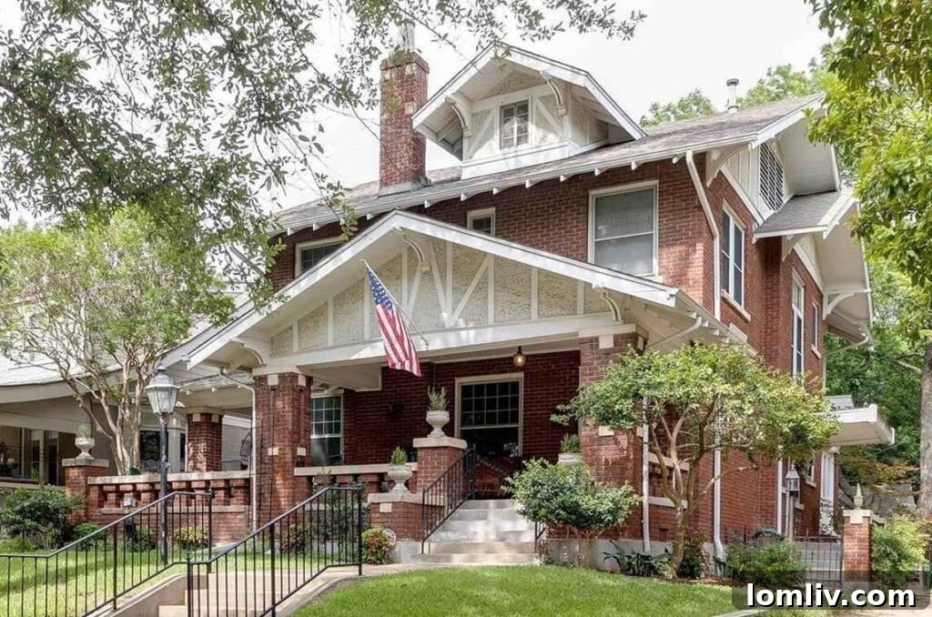 Historic Prairie-style home exterior at 2412 6th Avenue in Fort Worth's Ryan Place