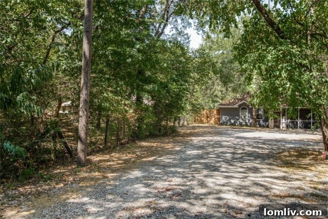 Expansive one-acre property with potential for development near Dallas-Fort Worth