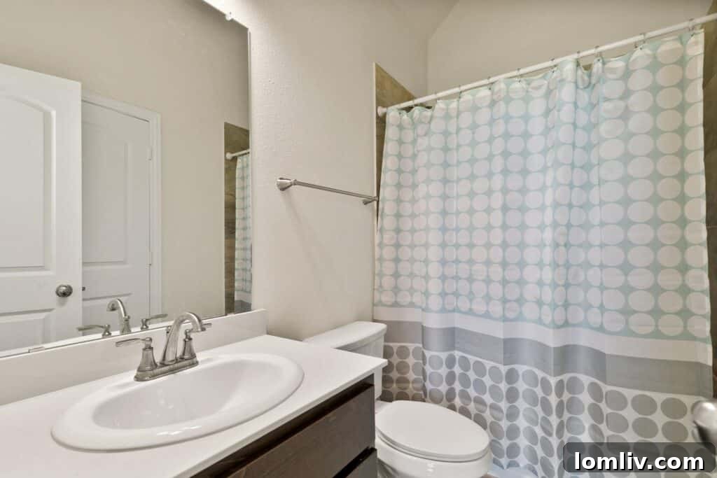 Well-appointed secondary bathroom design