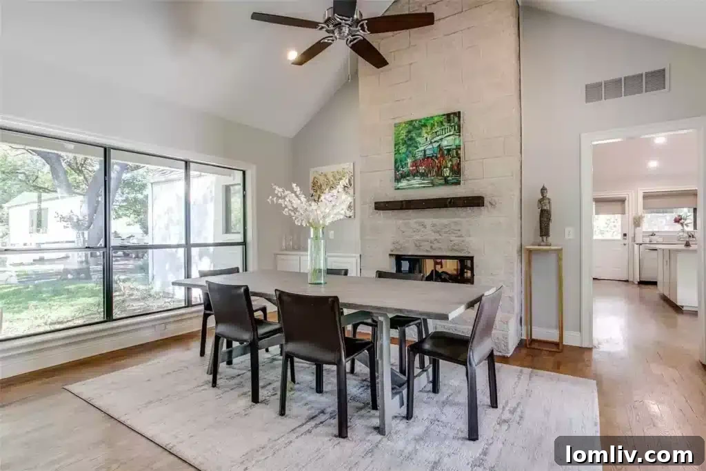 Modern Kitchen with Stainless Steel Appliances and Breakfast Bar
