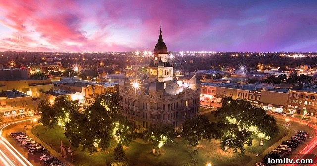 49716180_10156884096904144_8102822237628792832_n-e1554098985794