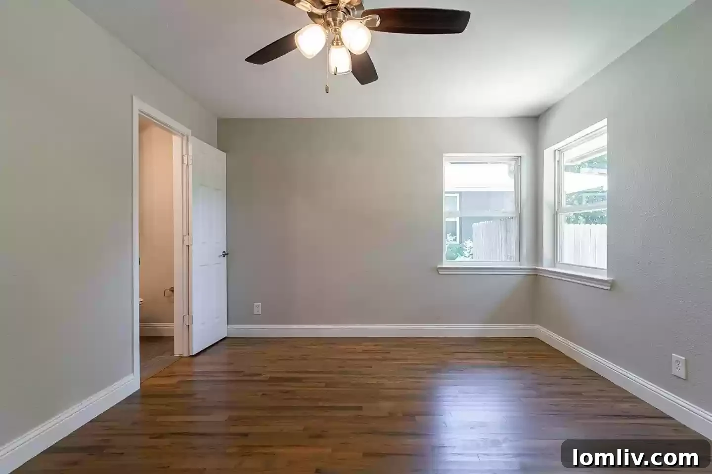 A comfortable and inviting bedroom, reflecting the attention to detail and quality found in many renovated Casa View residences.