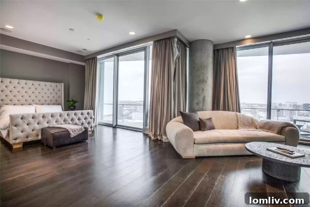 Bleu Ciel's Exclusive Two-Story Luxury High-Rise with Star Power 9 Bleu Ciel Dallas pool