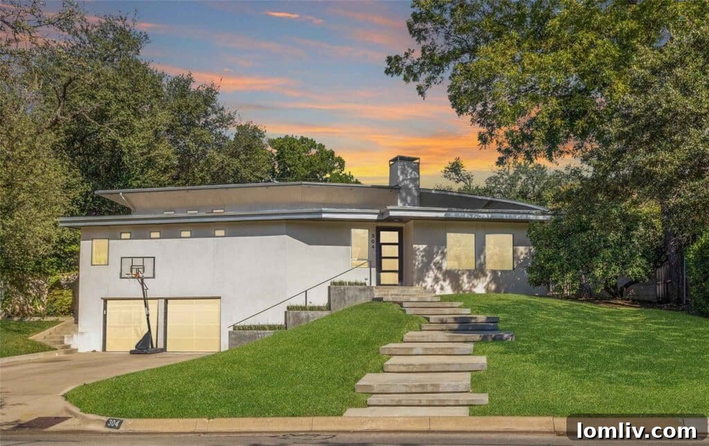 Architectural Gem: 304 Crestwood Drive Midcentury Modern Home Exterior