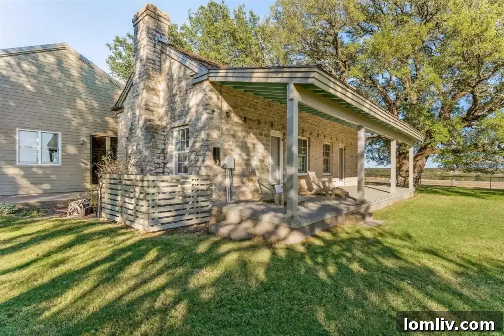 Open concept kitchen Fences Ranch