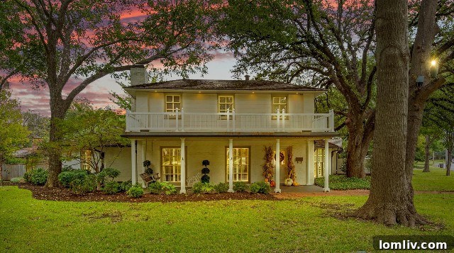 Historic Ridglea North street scene from 1942