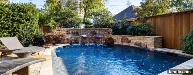 Highland Park Contemporary: An Architecture of Enduring Delight 19 Aerial view showcasing the expansive grounds and luxury amenities of the property