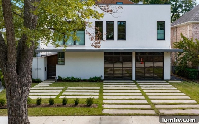 Highland Park Contemporary: An Architecture of Enduring Delight 3 Sleek white exterior of a modern Highland Park residence