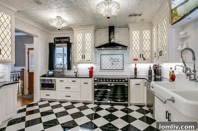 A glimpse of the lush, private acreage surrounding the Boone Lipscomb House, featuring mature trees.