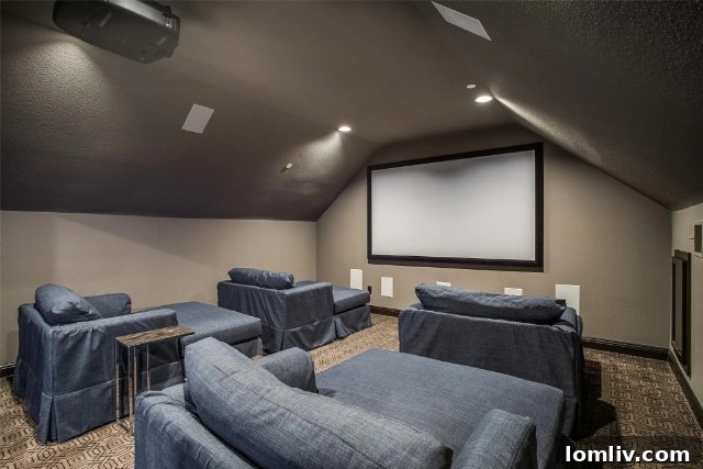 4543-Arcady-Avenue-Landscaped-Outdoor-Area