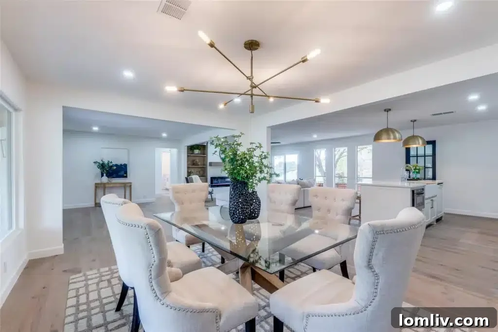 Lake Highlands Reinvented 4 Grand Entrance and Inviting Layout of 9616 Ravensway Drive