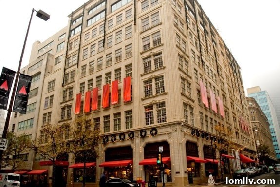 flagship-neiman-marcus-store-downtown21-720289-575x384