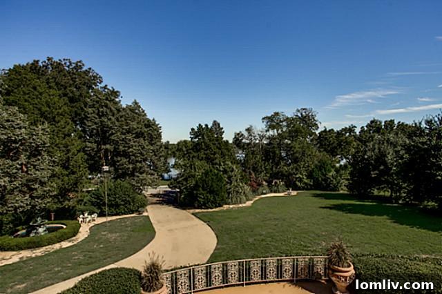 4646-Chapel-Hill-Lake-view
