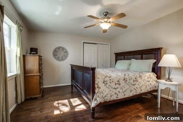 Spacious Master Bedroom with Sitting Area at 943 Bridget