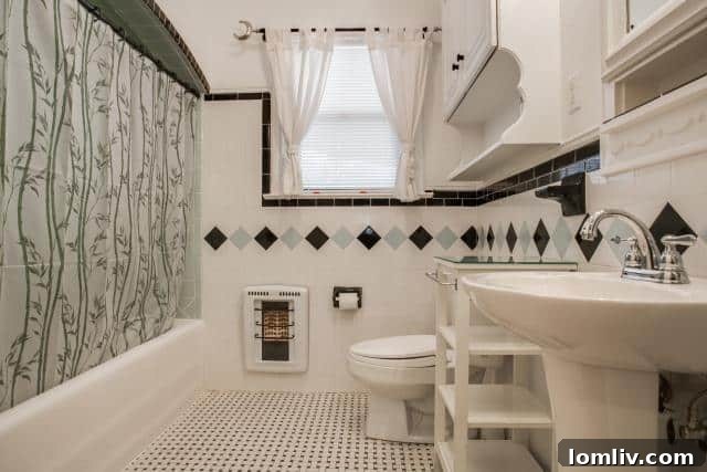 Tastefully renovated bathroom at 5307 Morningside, M-Streets Dallas