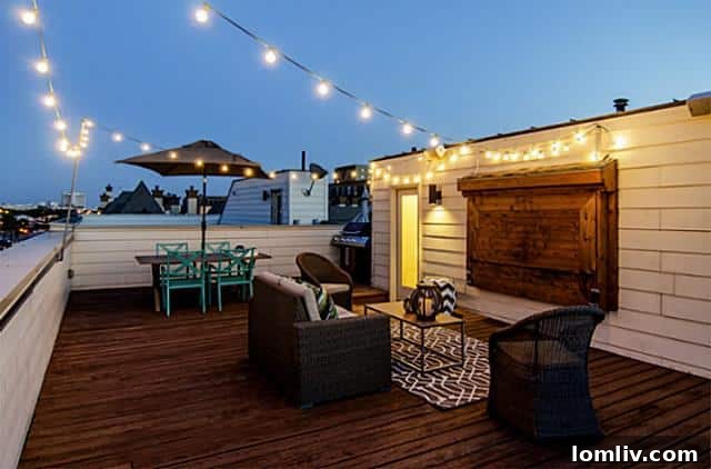 Private outdoor patio space at 2411 Hall Street