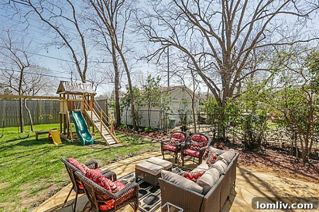 9906 El Patio Backyard View 2 - Family-Friendly Space